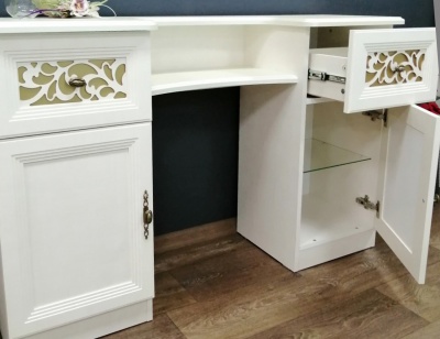 Ливадия Мод. Л16 Стол туалетный